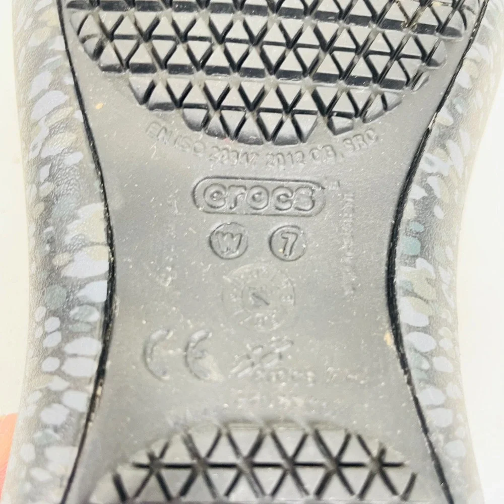 Crocs Kadee Speckled Black White Flat Shoes Womens 7 Slip On Comfort 200941